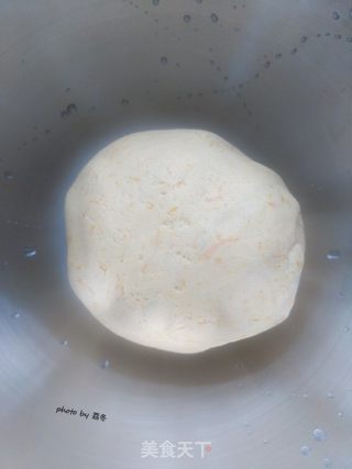 南瓜豆沙月饼的做法步骤:4