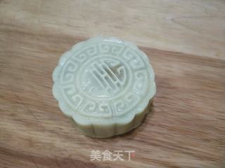 广式蛋黄月饼的做法步骤:25