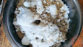 家乡的月饼--芝麻白糖月饼的做法步骤:7