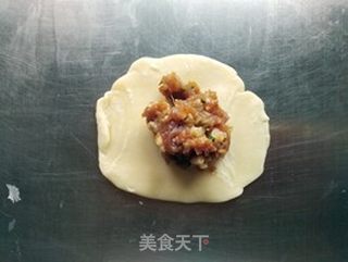 榨菜鲜肉月饼的做法步骤:13