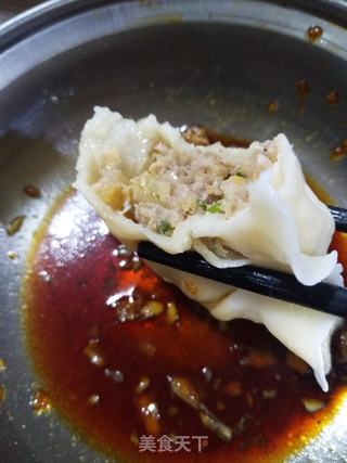 酸菜猪肉馅水饺的做法步骤:7