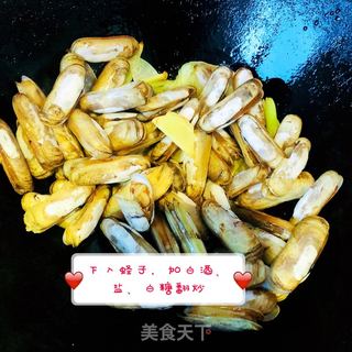 酱爆蛏子的做法步骤：4