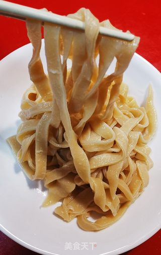 手擀面的做法步骤:13