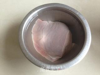 枸杞叶猪肝瘦肉汤的做法步骤:2