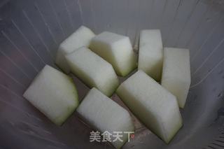 冬瓜薏米煲鸭汤的做法步骤:2