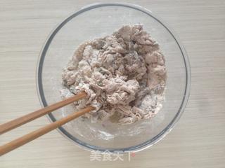 黑芝麻褐麦馒头的做法步骤:2