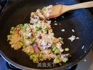 腊肉毛豆炒饭的做法步骤：7