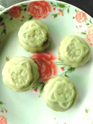 抹茶冰皮月饼的做法步骤:11