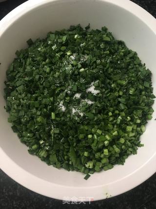 韭菜鸡蛋饼的做法步骤：5