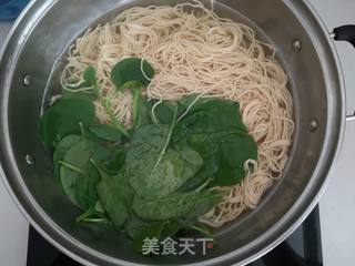 海带排骨面的做法步骤:7
