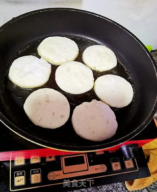 煎土豆糖饼的做法步骤:10