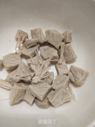 猪肉松的做法步骤：1