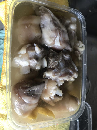 泡椒猪蹄的做法步骤:5