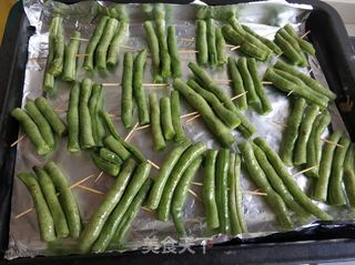 烤豆角的做法步骤:3