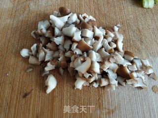 香菇蛋炒饭的做法步骤:6