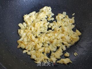 香菇蛋炒饭的做法步骤:8