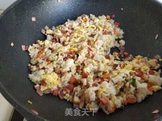 香菇蛋炒饭的做法步骤:12