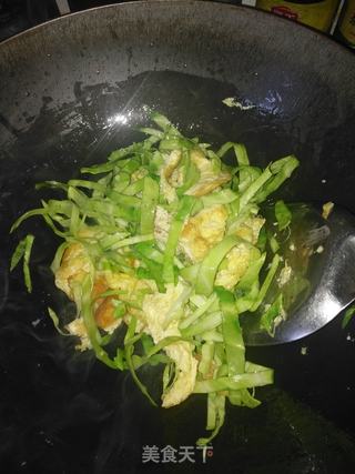 鸡蛋甘蓝炒饭的做法步骤:5