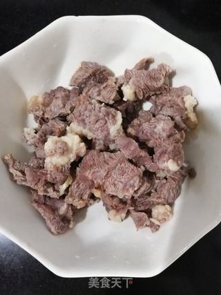 西红柿牛腩的做法步骤:2