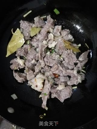 西红柿牛腩的做法步骤:4