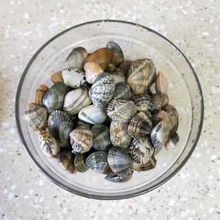 香辣花甲的做法步骤:2