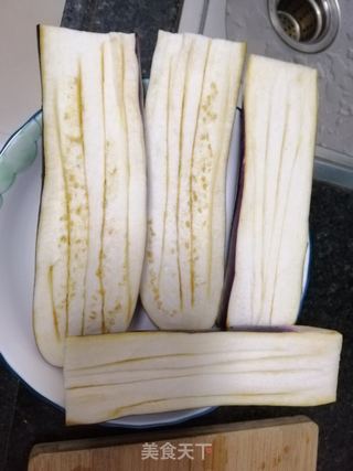 香蒜烤茄子的做法步骤:2