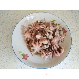 蒜苔酱乌贼的做法步骤:4