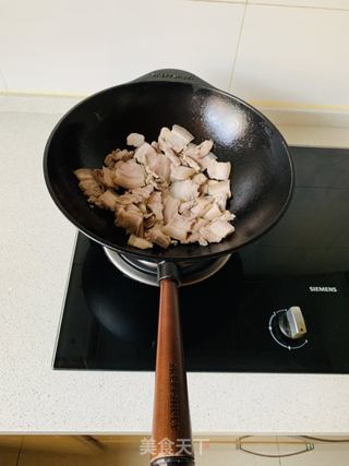 川味回锅肉的做法步骤:3