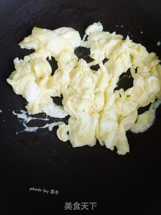 彩蔬蛋炒饭的做法步骤:6