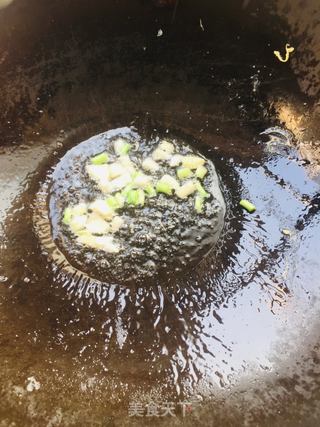 番茄鸡蛋面的做法步骤:4