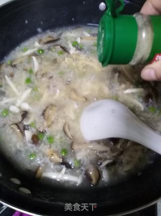 鸡丝青豆菌菇粥的做法步骤:17