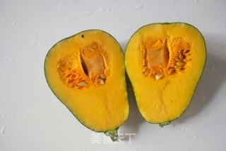 红枣糯米蒸南瓜的做法步骤:2