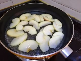 苹果系列十三:家庭版的苹果玫瑰的做法步骤:4