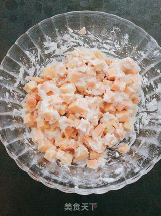 红薯饼的做法步骤：3