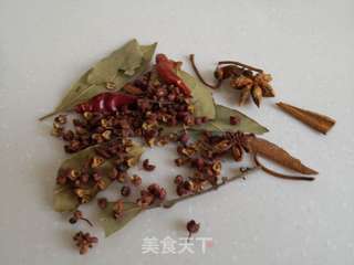 酥鲫鱼的做法步骤:9