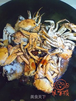 吮指香辣蟹的做法步骤:12