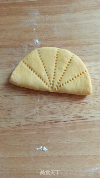 南瓜荷叶饼的做法步骤:7