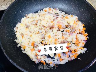 黄金牛肉炒饭的做法步骤:7
