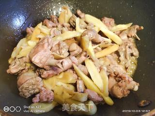 黑啤酒焖嫩姜啤酒鸭的做法步骤：7