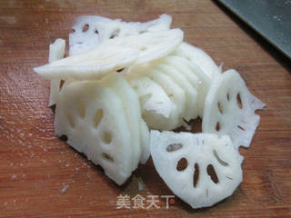 酸辣莲藕的做法步骤：2