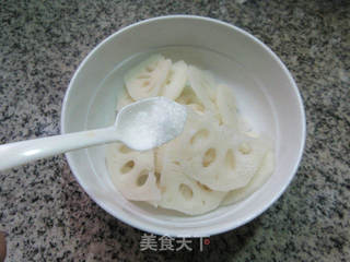 酸辣莲藕的做法步骤：5