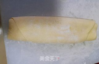 东北的冬天最适合吃热汤面,暖身暖胃早餐晚餐都非常好。简单健康。的做法步骤:4