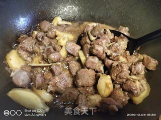 嫩姜炖牛腩的做法步骤:3