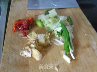 醋烹多宝鱼的做法步骤：2