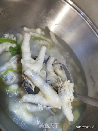香辣鸡爪的做法步骤:2