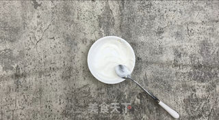 网红流心月饼,在家自制更美味的做法步骤:2