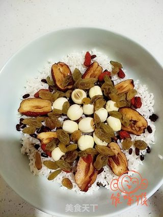 红糖糯米八宝饭的做法步骤:5