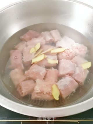 卤鸭脖子的做法步骤:3
