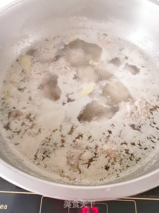 卤鸭脖子的做法步骤:4