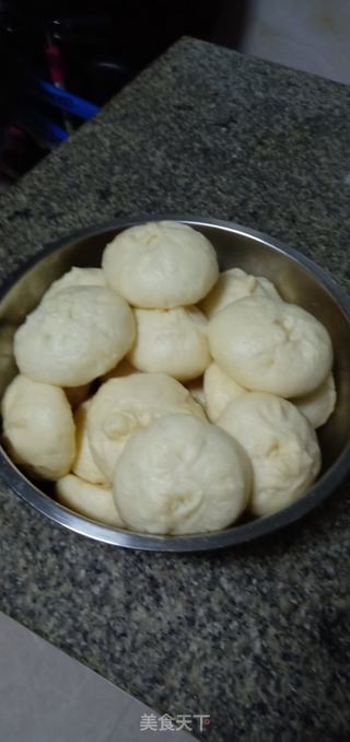 白菜瘦肉包的做法步骤:7